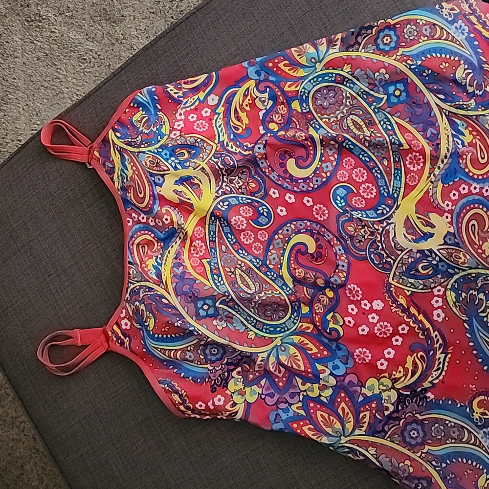 Modlily Swimwear. Top and Bottom size L. Never worn.